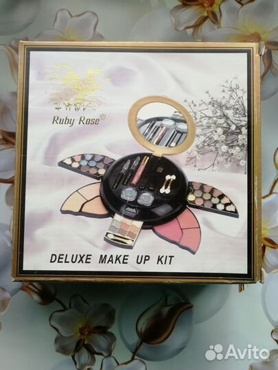 Набор косметики Ruby Rose