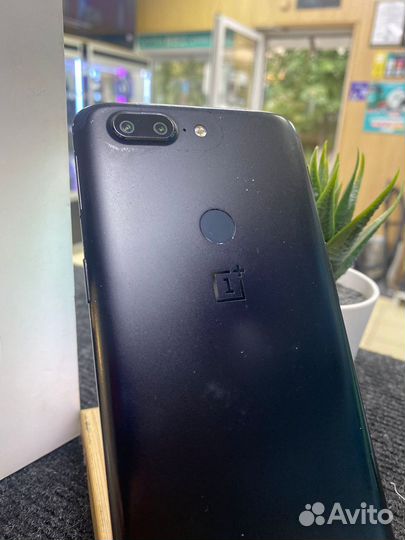 Oneplus 5T 8/128Gb Snapdragon 835 art.35405