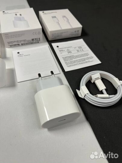 Зарядное устройство для iPhone (Комплект Premium)