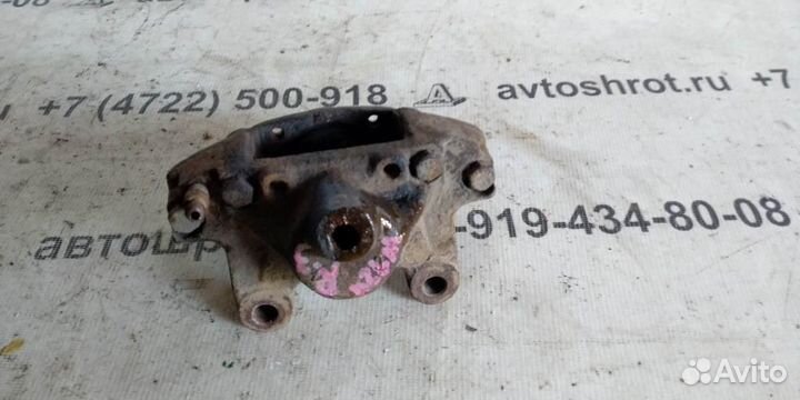 Суппорт задний правый mersedesbenz W124 84-93г