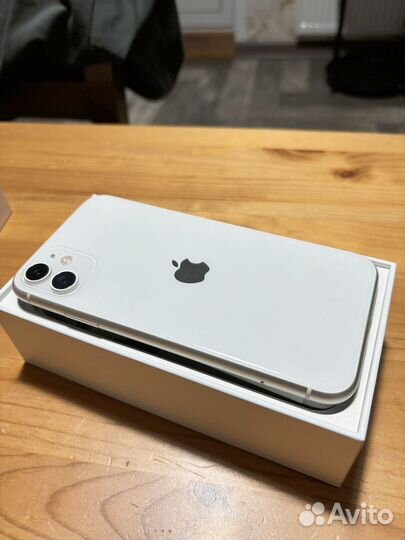 iPhone 11, 128 ГБ