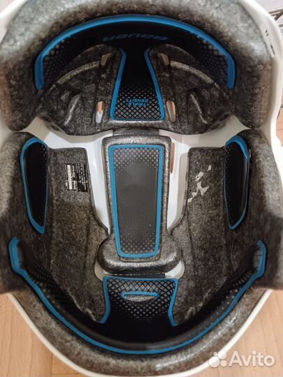 Шлем хоккейный