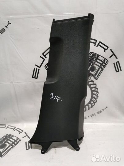 Обшивка стойки средняя правая Volkswagen Golf MK6