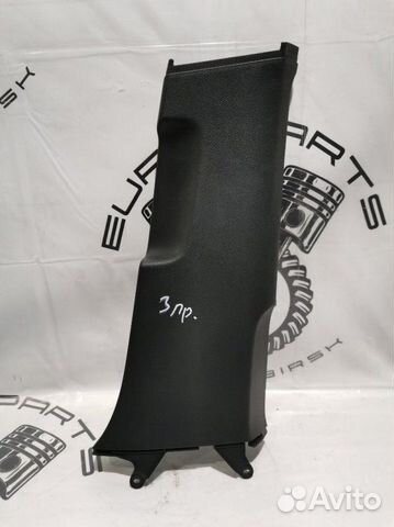 Обшивка стойки средняя правая Volkswagen Golf MK6