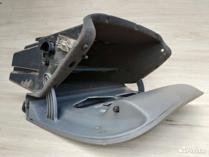 Бардачок большой Citroen C5 1