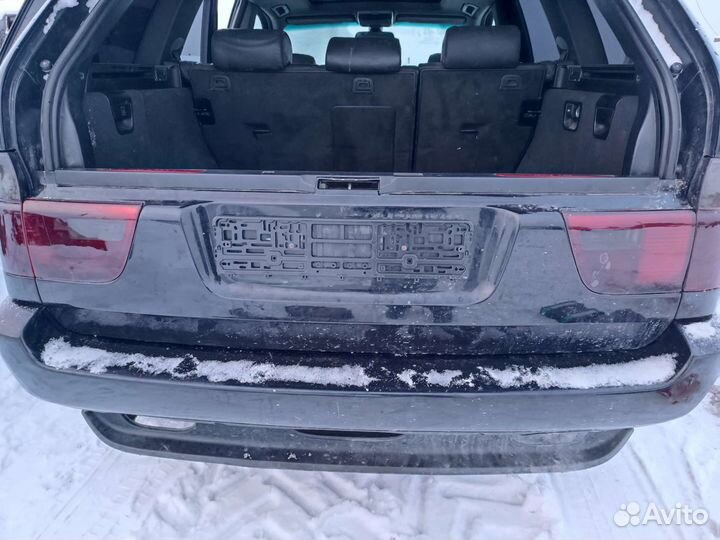 Нижняя крышка багажника BMW X5 E53 рест