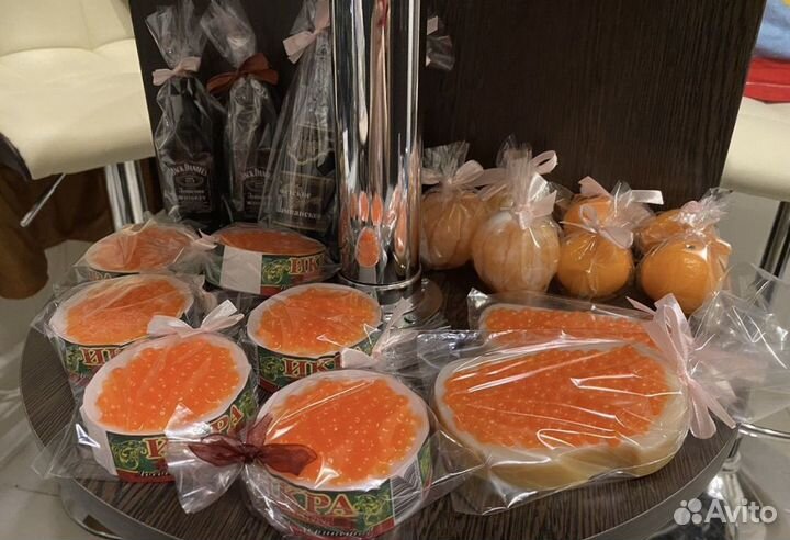 Мыло бутерброд с красной и черной икрой