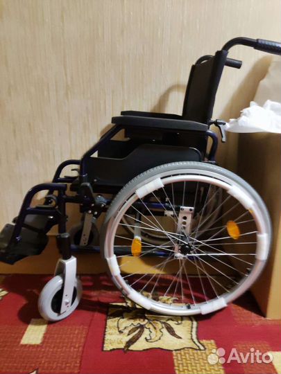 Инвалидная коляска новая