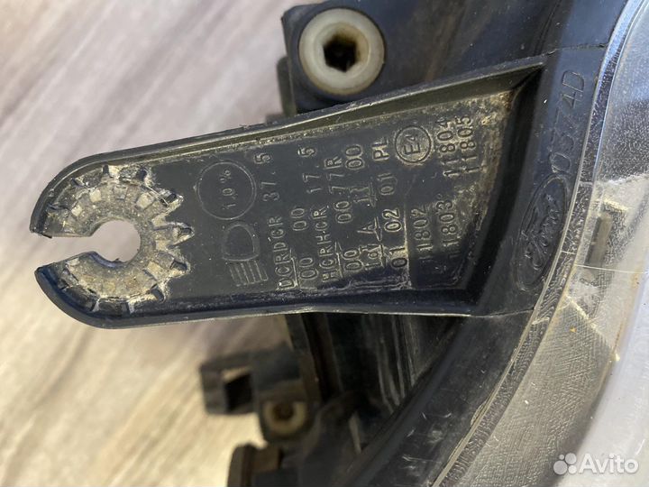 Фара форд фокус 2