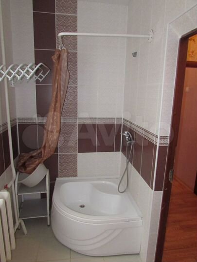 Комната 25 м², 1/4 эт.