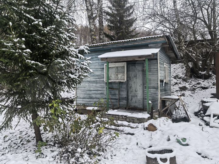 Дом 36 м² на участке 6 сот.