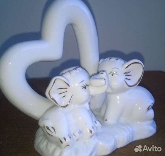Слоники с сердечком, фигурка