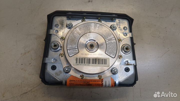 Подушка безопасности водителя Volvo 940