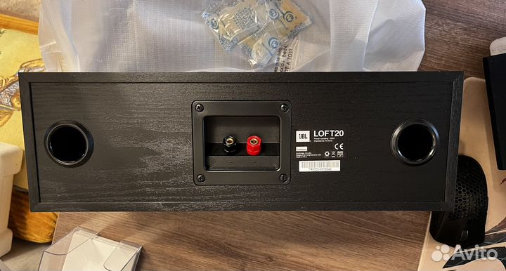 Колонка jbl loft 20