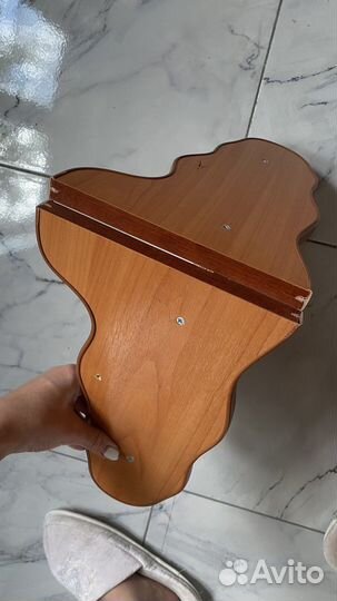 Полка угловая 30х30 см