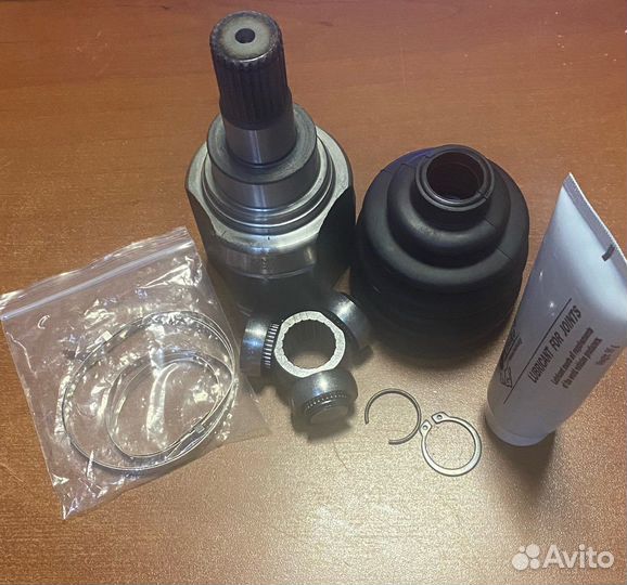 Шрус внутренний левый (29 шлицов) 1014003356KM для