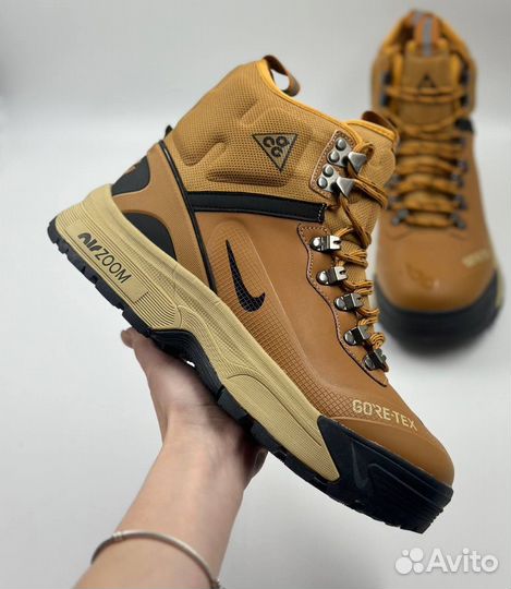 Ботинки зимние Nike ACG Zoom