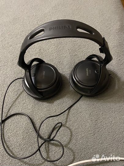 Проводные наушники Philips