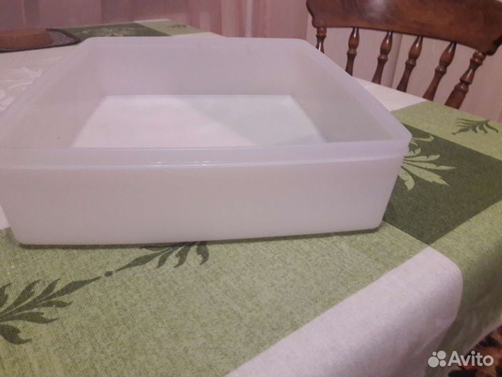 Емкость пластиковая для заморозки продуктов