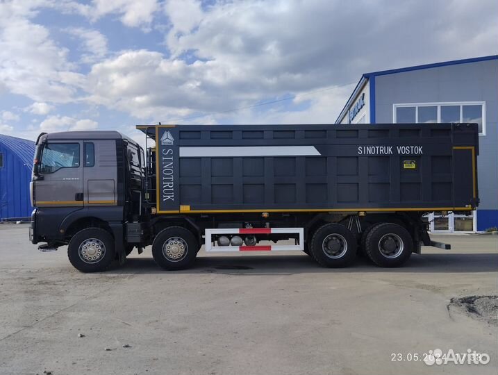 SITRAK C7H 8x4, 2024