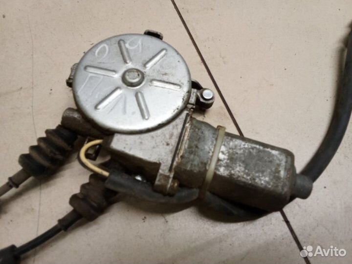 Стеклоподъемник передний левый Kia Rio 1 1