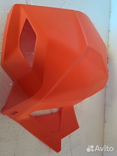 Боковая Панель Капота Правая skidoo