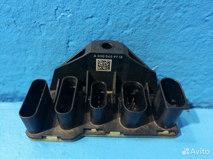 Распределитель питания Mercedes-Benz E-Class W213