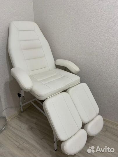 Педикюрное кресло