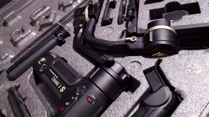 Электронный стабилизатор Zhiyun crane 3s