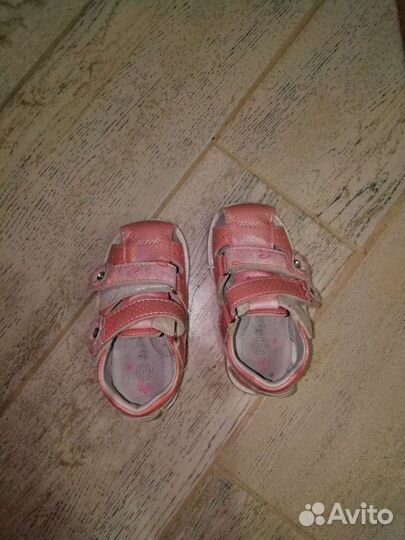 Босоножки для девочки