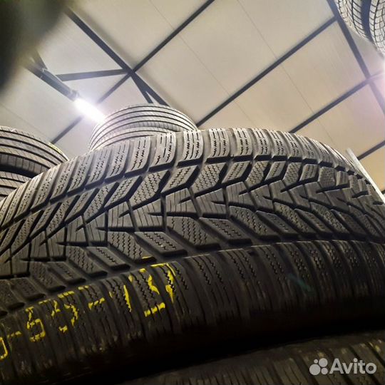 Hankook Winter I'Cept Evo 3 W330 275/55 R19 111H