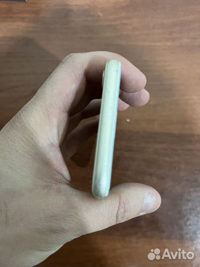 iPhone 7, 32 ГБ