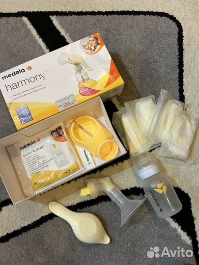 Молокоотсос medela ручной