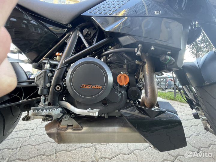 KTM Duke 690