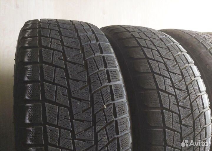 Bridgestone Blizzak DM-V1 285/60 R18