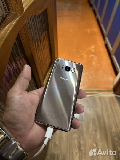 Телефон Samsung galaxy s8