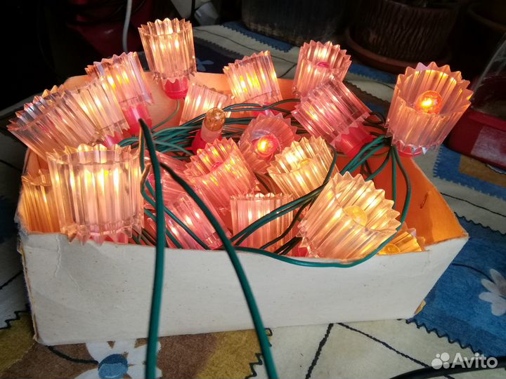 Гирлянда «Фонарик» и 2 шарика СССР (Цена за все)