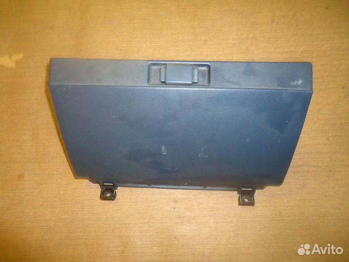 Бардачок Nissan Largo kugnc22