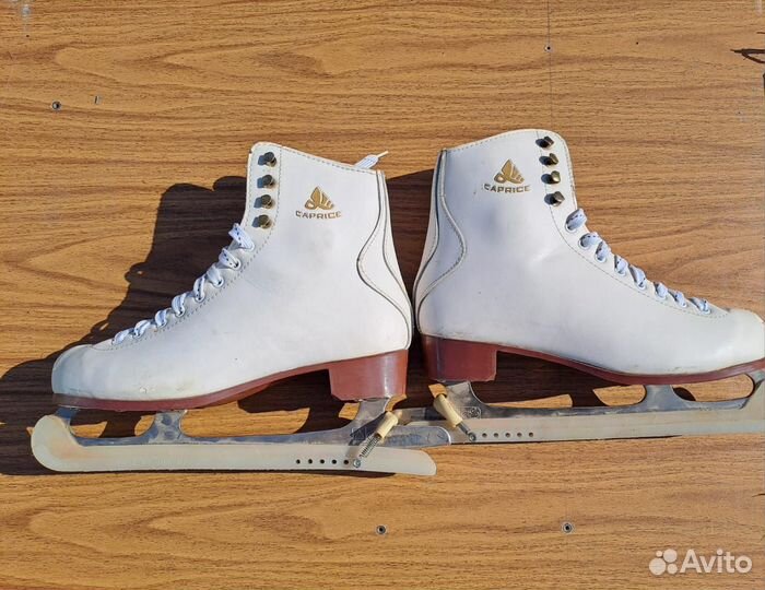 Продам коньки для фигурного катания размер 41