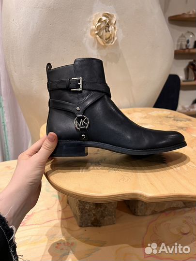 Ботинки Michael Kors