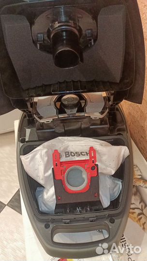 Пылесос bosch BGL8SIL59D