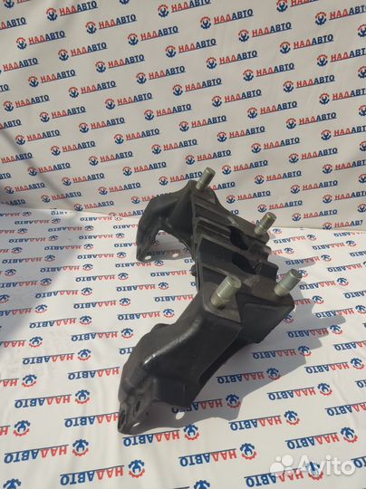 Кронштейн оси балансира камаз 154