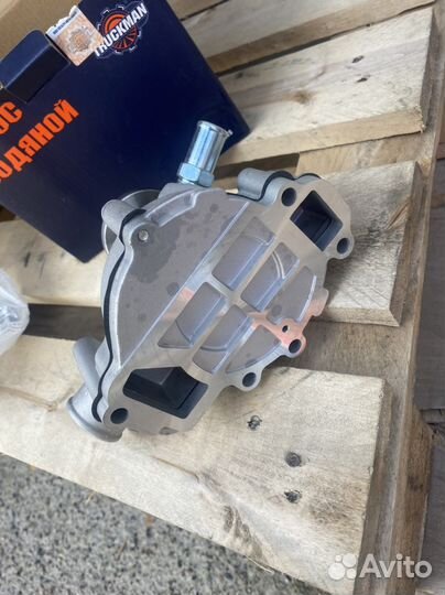Помпа на 402 двигатель