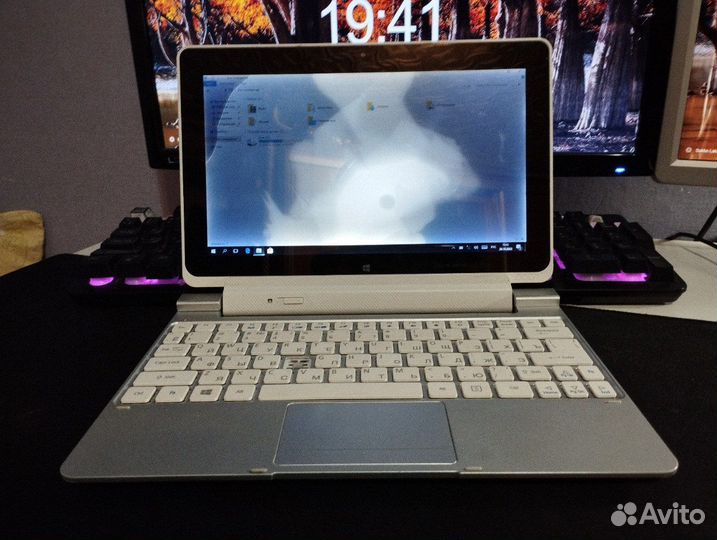 Ноутбук-планшет Acer kd1