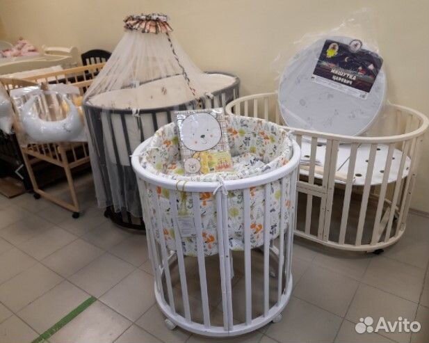 Кроватки детские деревянные овальные и простые. Вы