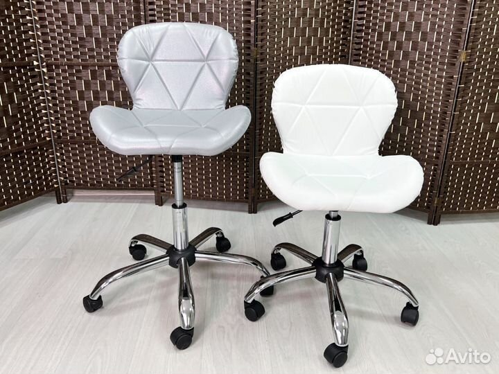 Косметологический стул