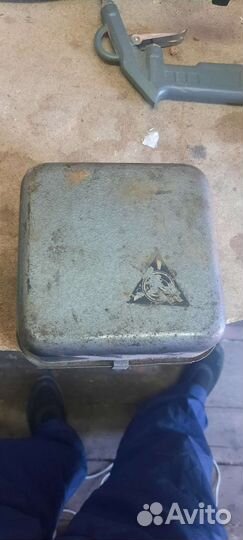 Примус шмель 4