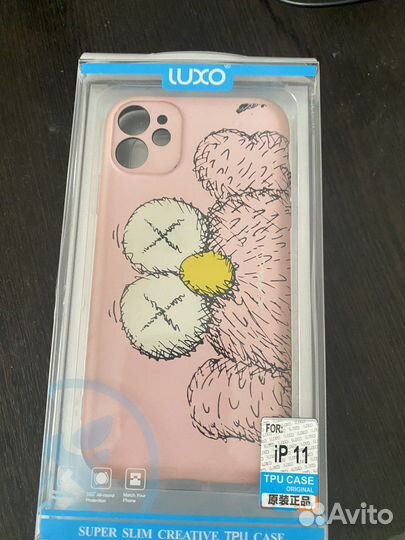 Чехол на iPhone 11