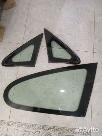 Форточка задняя правая на honda stream