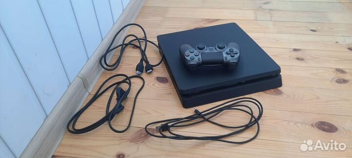 Sony PS4 slim 1tb